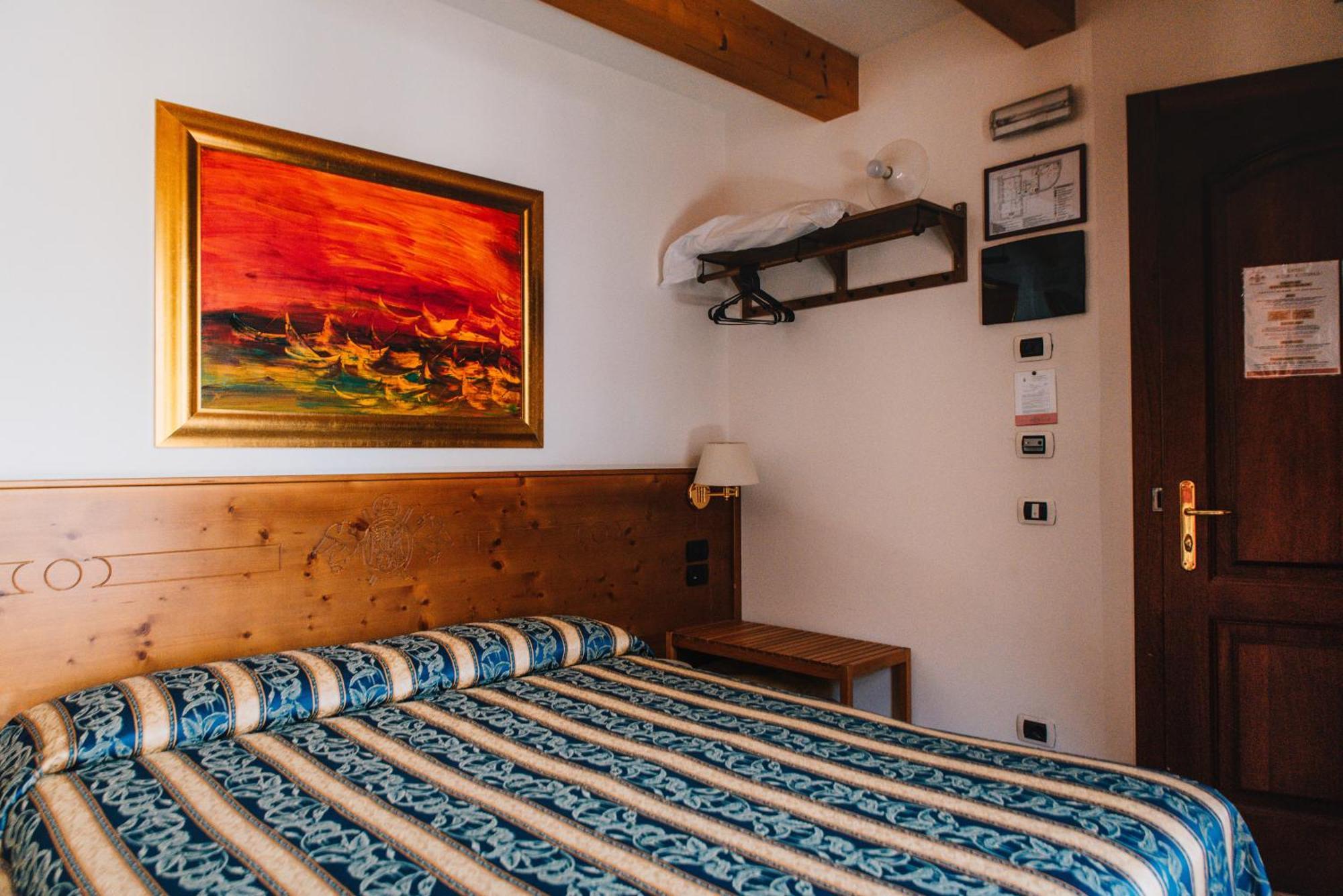 Arciduca Charming House Room & Breakfast Arco Bagian luar foto