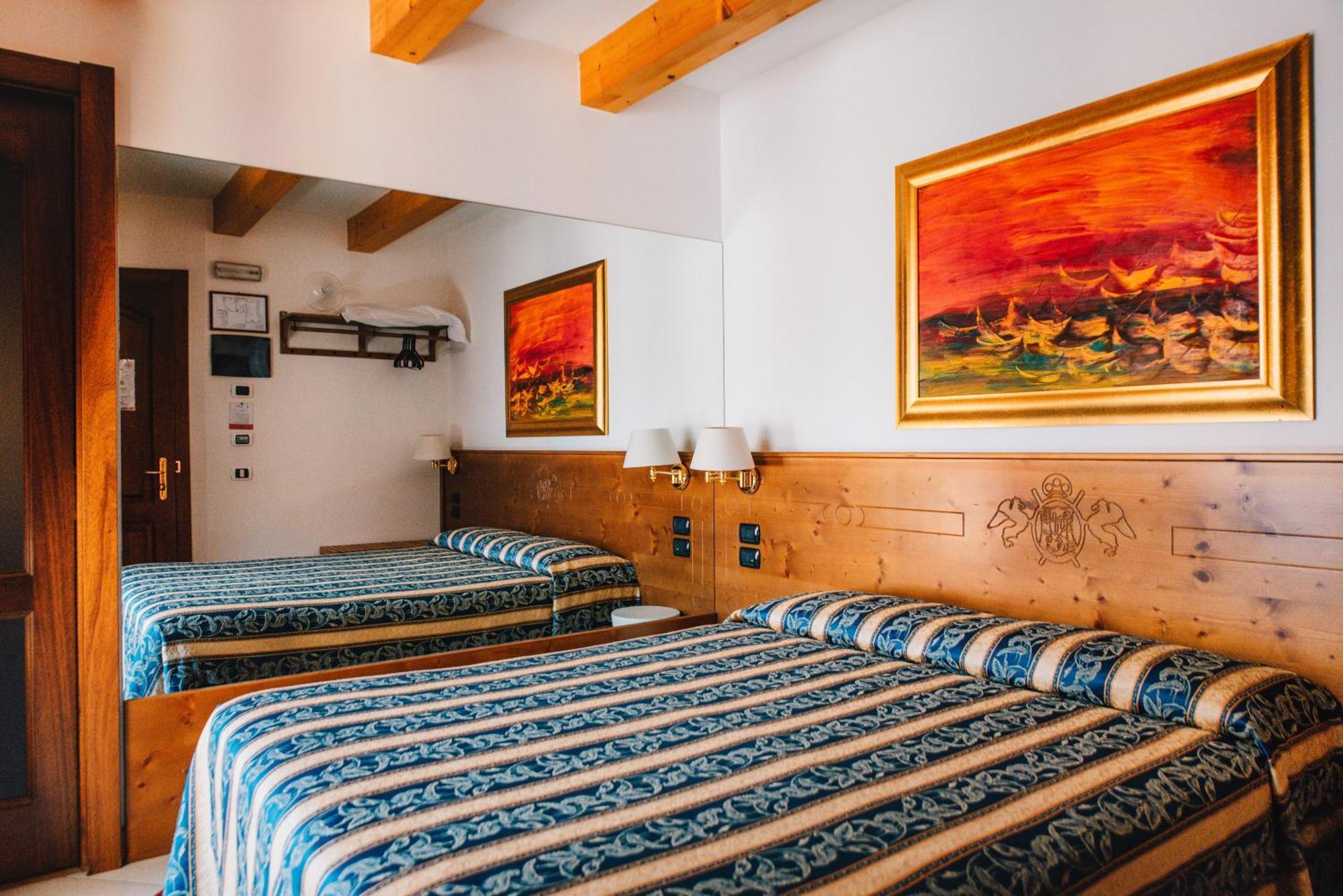 Arciduca Charming House Room & Breakfast Arco Bagian luar foto